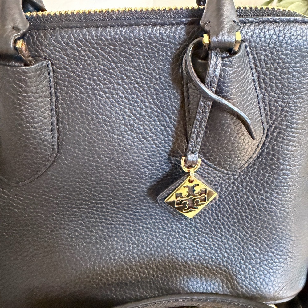 Authentic Tory Burch mini Swing leather satchel - Picture 3 of 11